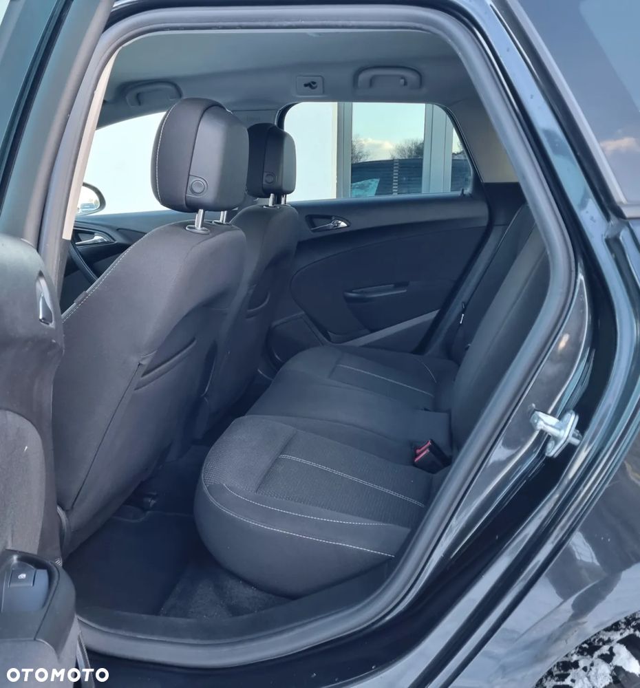 Opel Astra 1.4 Turbo Active - 19