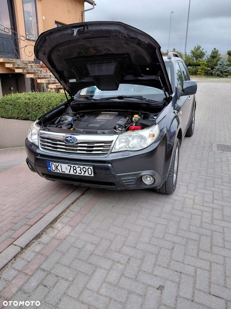 Subaru Forester 2.0D Exclusive - 4