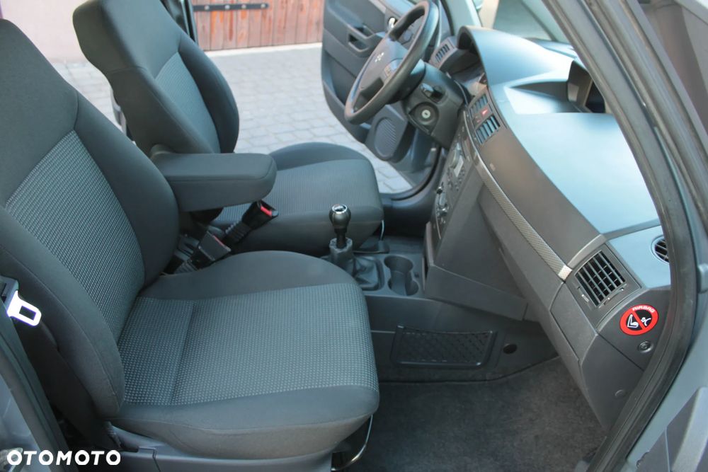 Opel Meriva - 13