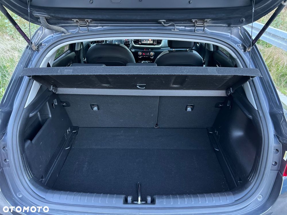 Kia Stonic - 36