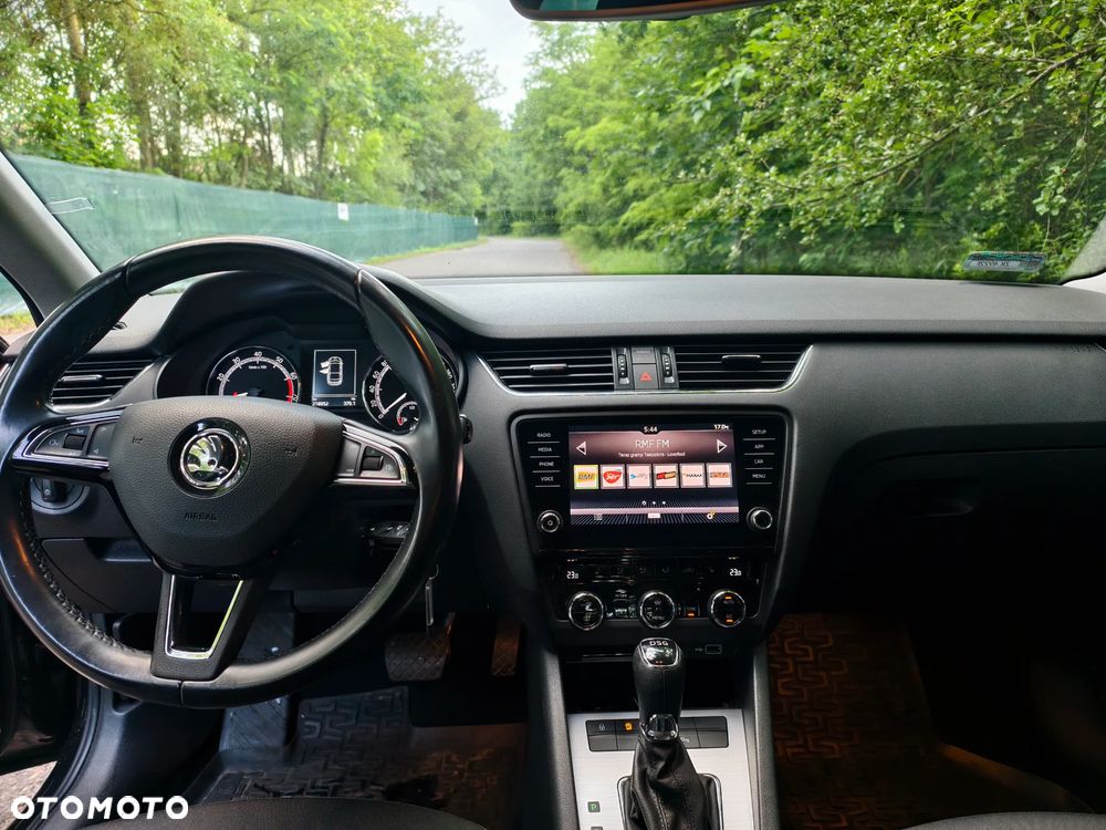 Skoda Octavia 2.0 TSI Ambition DSG - 10