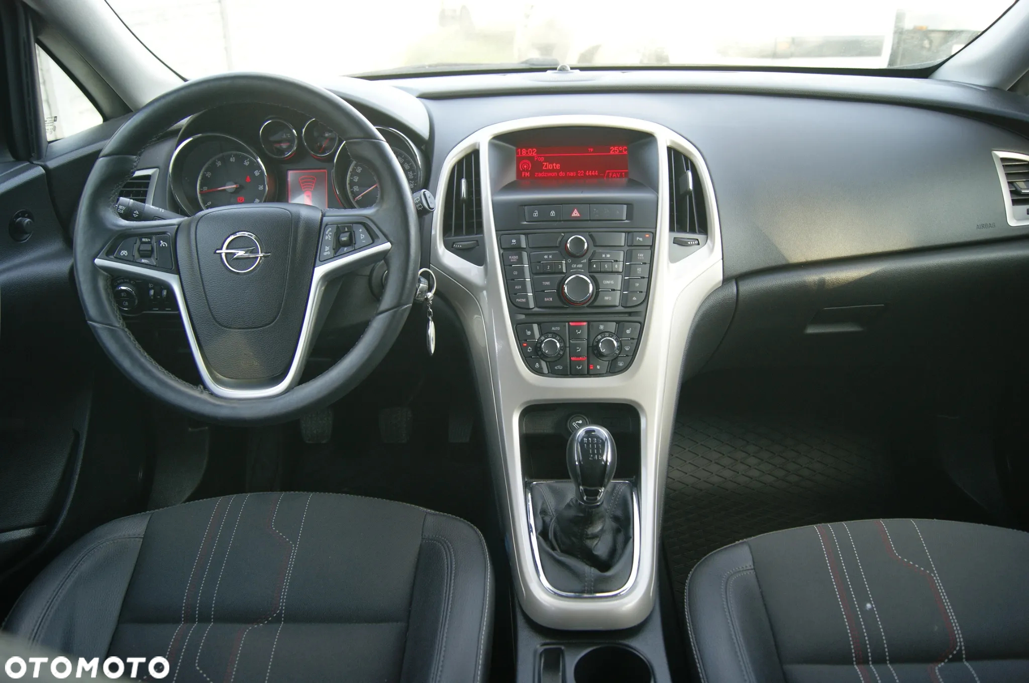 Opel Astra 1.4 Turbo Cosmo - 9