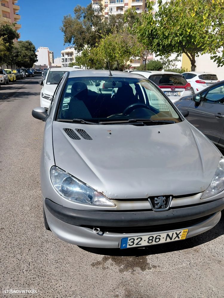 Peugeot 206 1.1 Color Line - 3