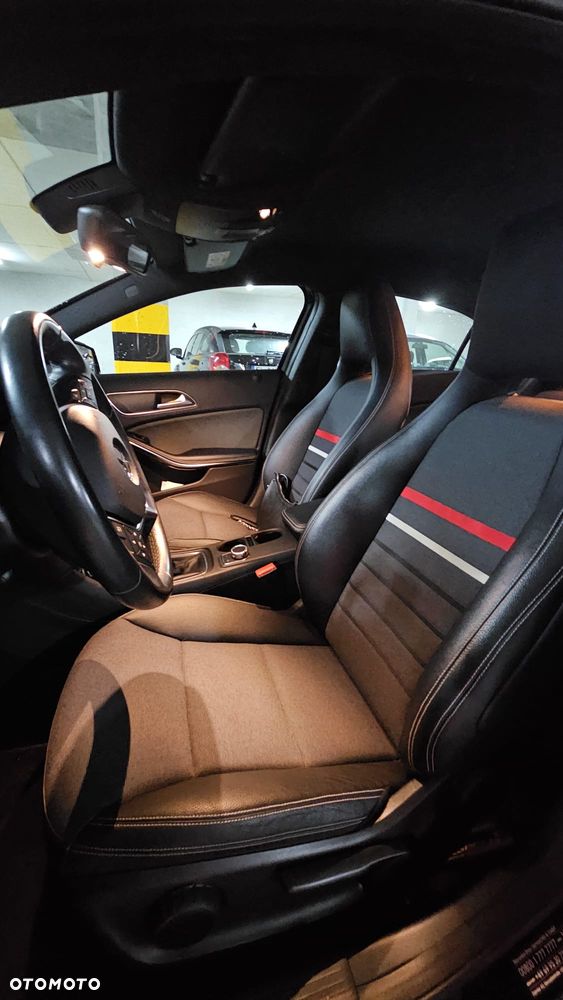 Mercedes-Benz Klasa A 180 (BlueEFFICIENCY) - 17