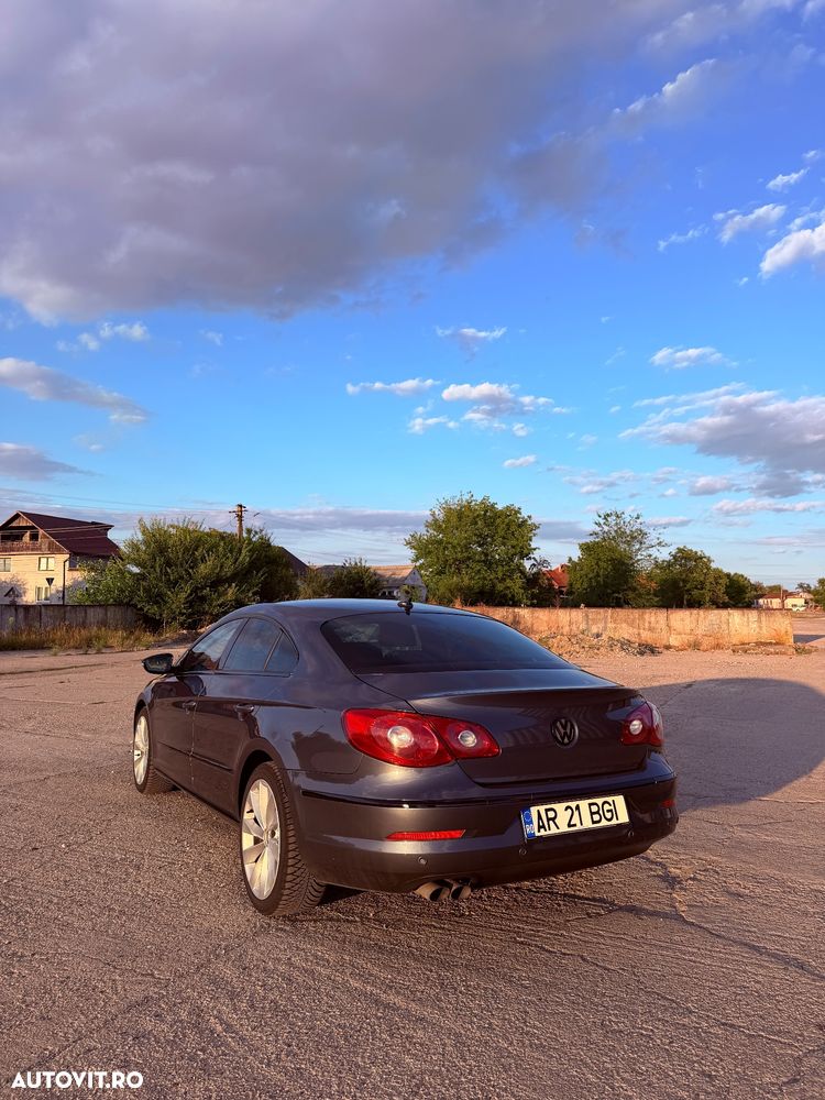 Volkswagen Passat CC - 2