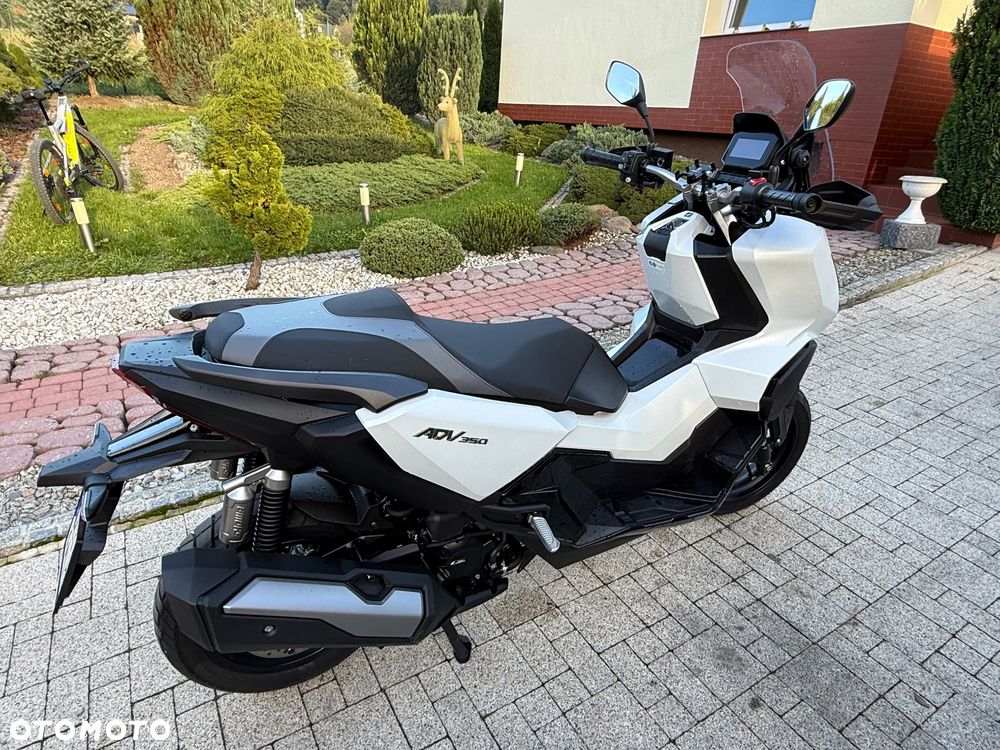 Honda ADV350 - 5