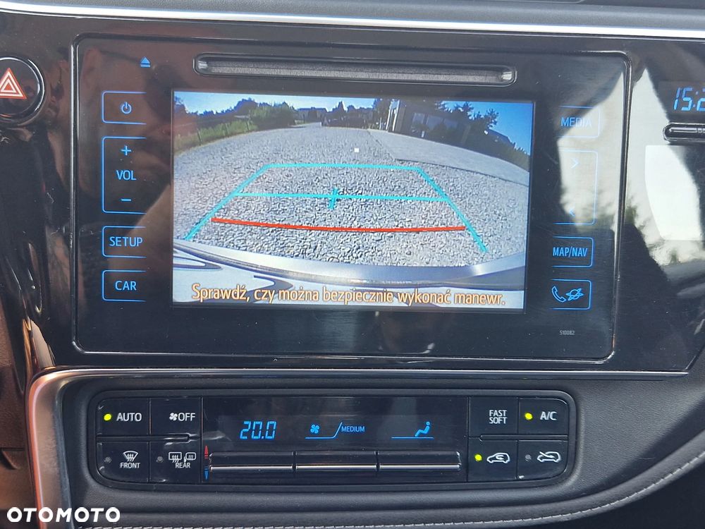 Toyota Auris 1.6 Freestyle - 25