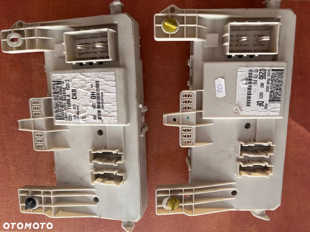 SKRZYNKA BEZPIECZNIKÓW BSI FORD C-MAX MK1 FOCUS MK2 4M5T-14A073-DF 7M5T-14A073-DG - 2