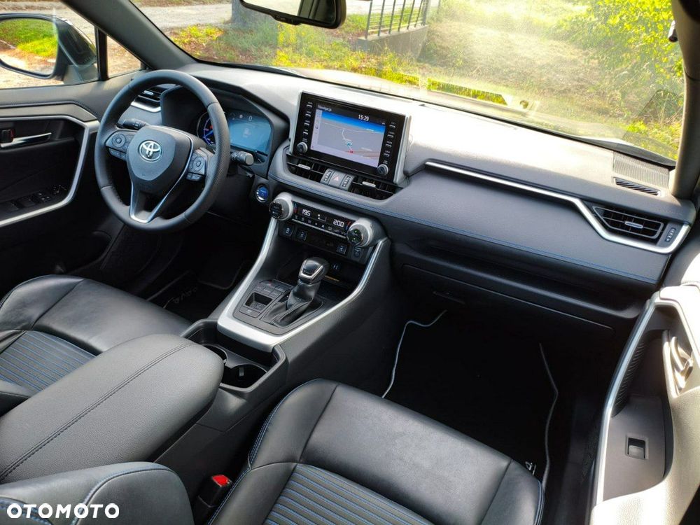 Toyota RAV4 - 12