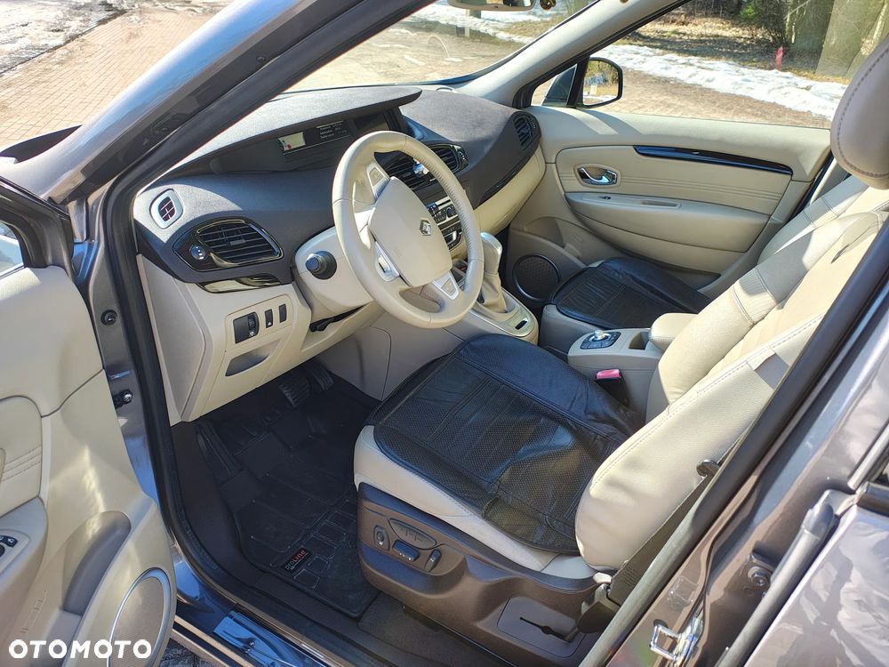 Renault Scenic 2.0 16V Privilege X-Tronic CVT - 10