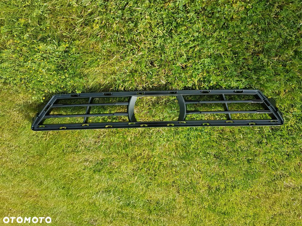 BMW X3 G01 LIFT KRATKA PRZEDNIEGO ZDERZAKA NA RADAR - 1