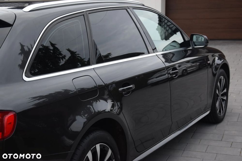 Audi A4 Avant - 8