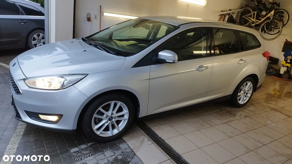 Ford Focus 1.6 TItanium - 29