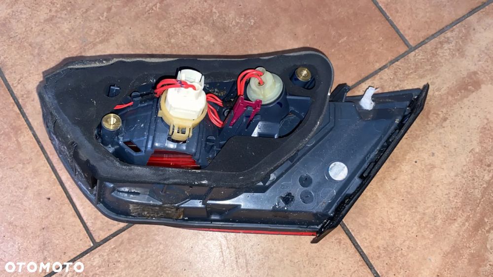 BMW F06 F12 F13 LAMPA TYŁ TYLNA W KLAPĘ LEWA - 2