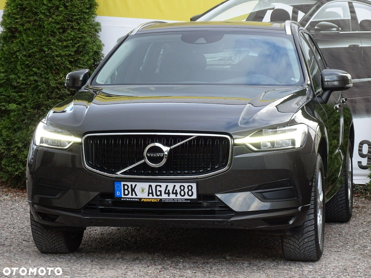 Volvo XC 60 D4 AWD Momentum - 9