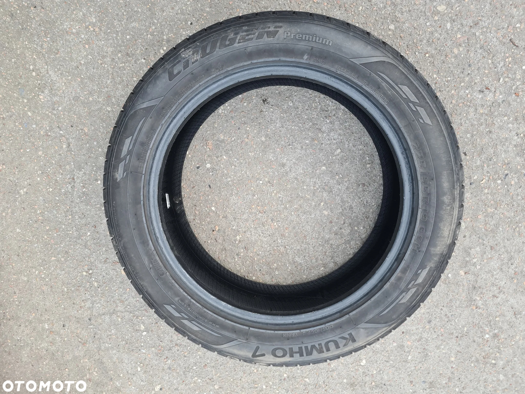 Kumho 1 Crugen Premium 225/55/19 - 5