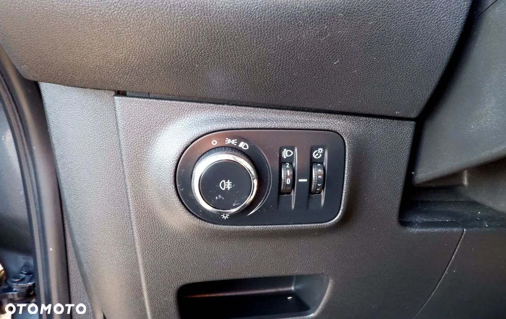 Opel Corsa 1.4 Enjoy - 15