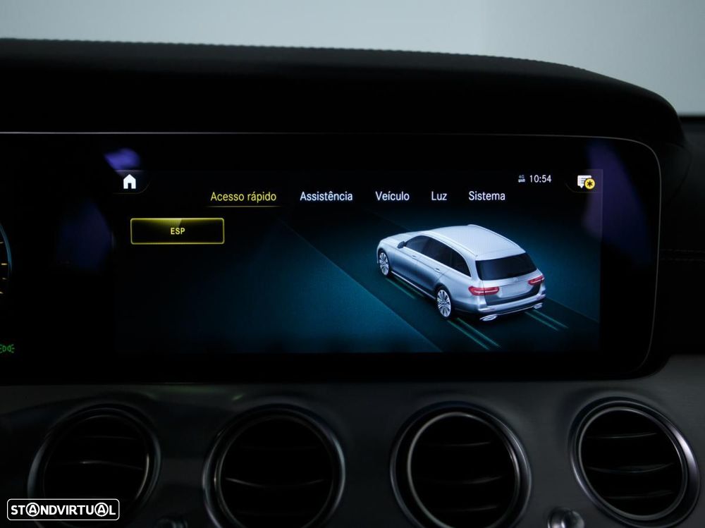 Mercedes-Benz E 300 de AMG Line - 31