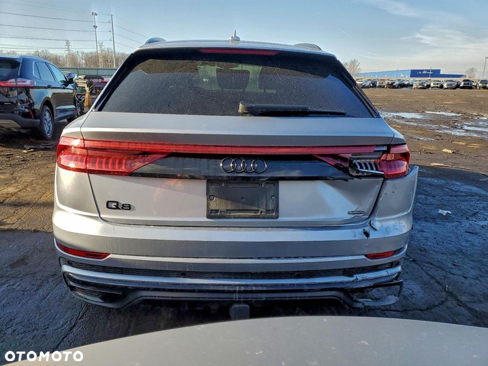 Audi Q8 - 6