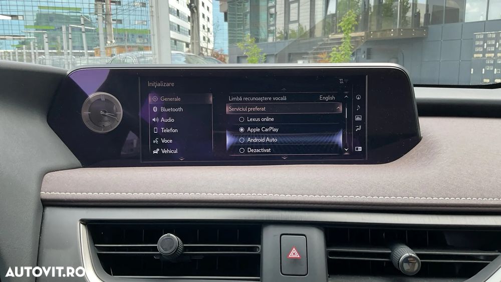 Lexus UX 250h 2.0L HEV 20H- (178 HP) 4X4 CVT Luxury - 24