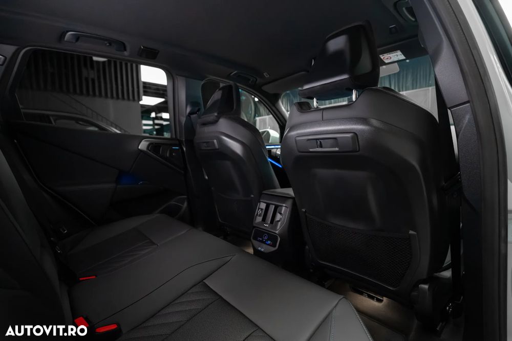 BMW X3 20 xDrive - 33