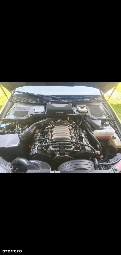 Audi A8 2.8 - 7