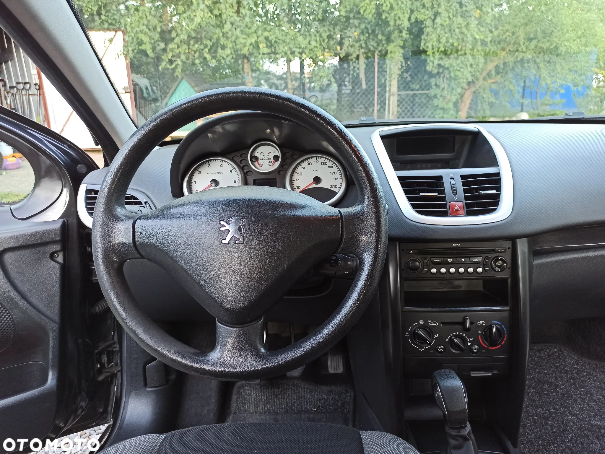 Peugeot 207 1.4 Trendy - 11