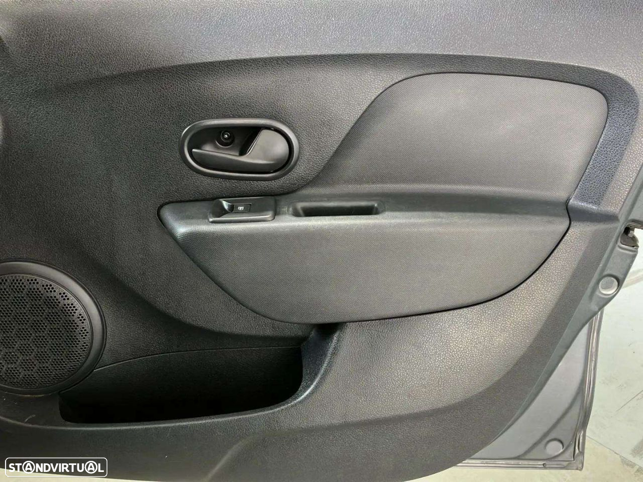 Dacia Sandero - 20