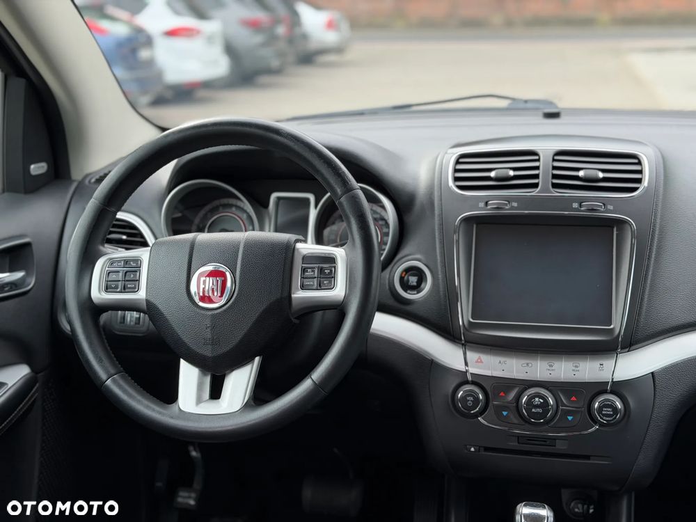 Fiat Freemont 3.6 V6 Lounge - 11