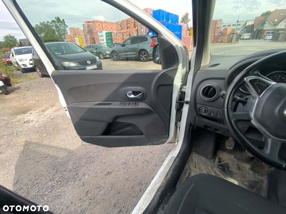 Dacia Lodgy 1.2 TCe Stepway - 11