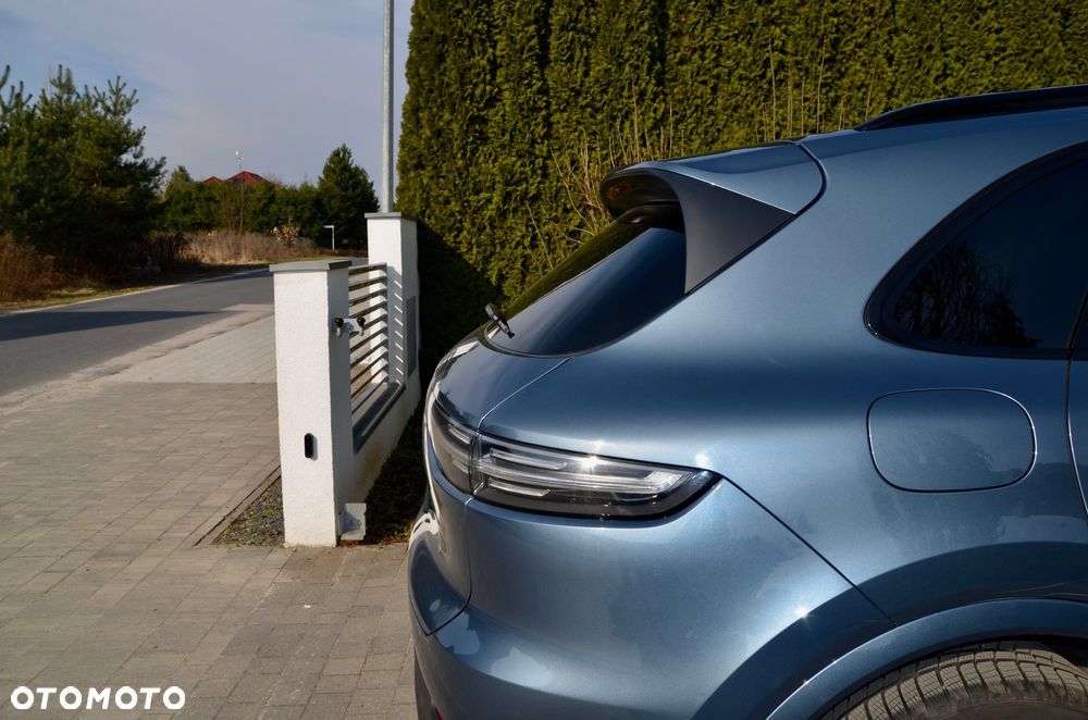 Porsche Cayenne Standard - 17