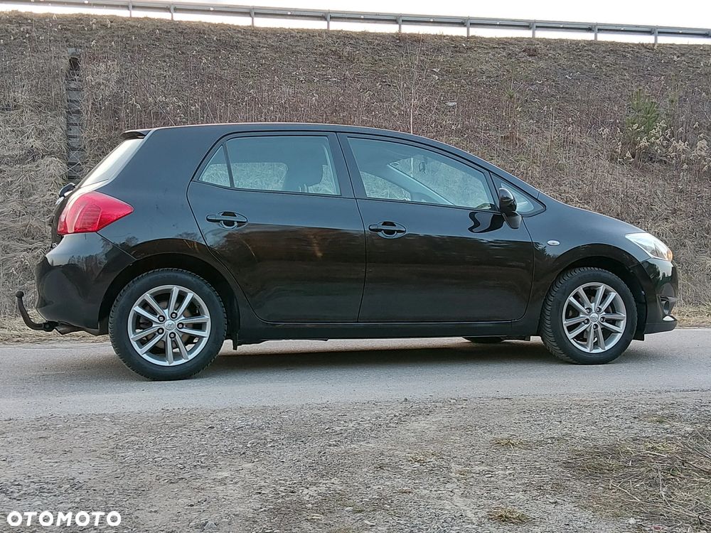 Toyota Auris 1.33 VVT-i - 31