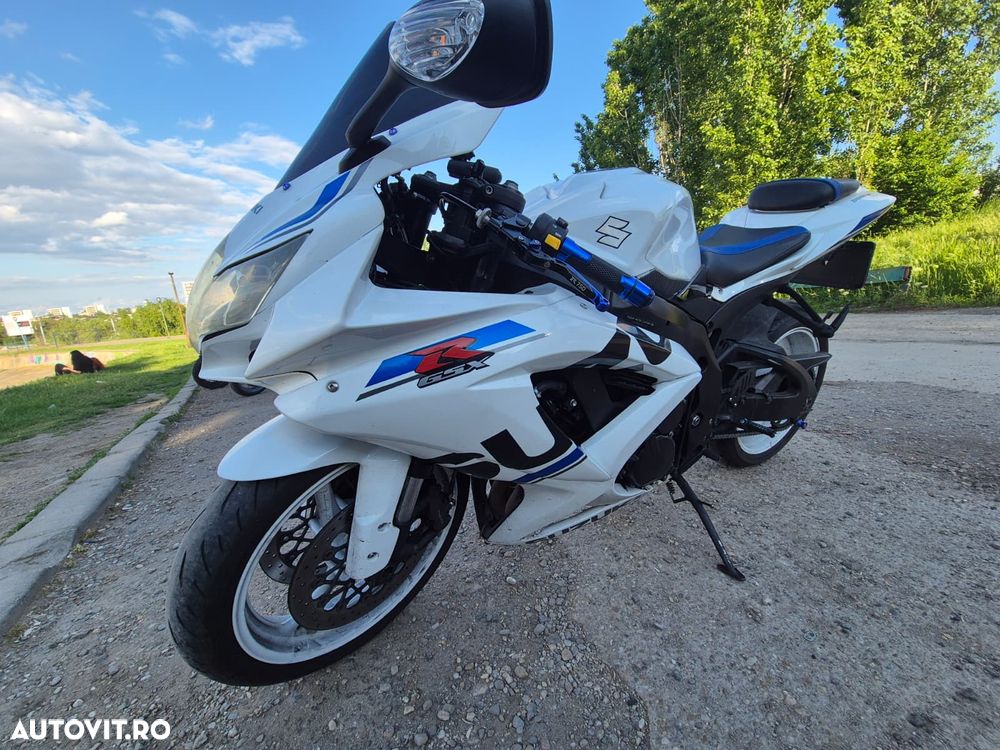 Suzuki GSX-R 750 - 3