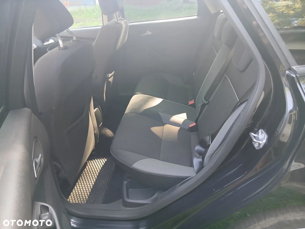 Ford Focus - 8