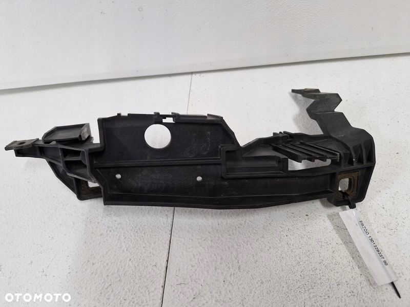 RANGE ROVER L322 ŚLIZG POD LAMPE LAMPY PRAWY PRZÓD PRZEDNI MOCOWANIE UCHWYT - 2