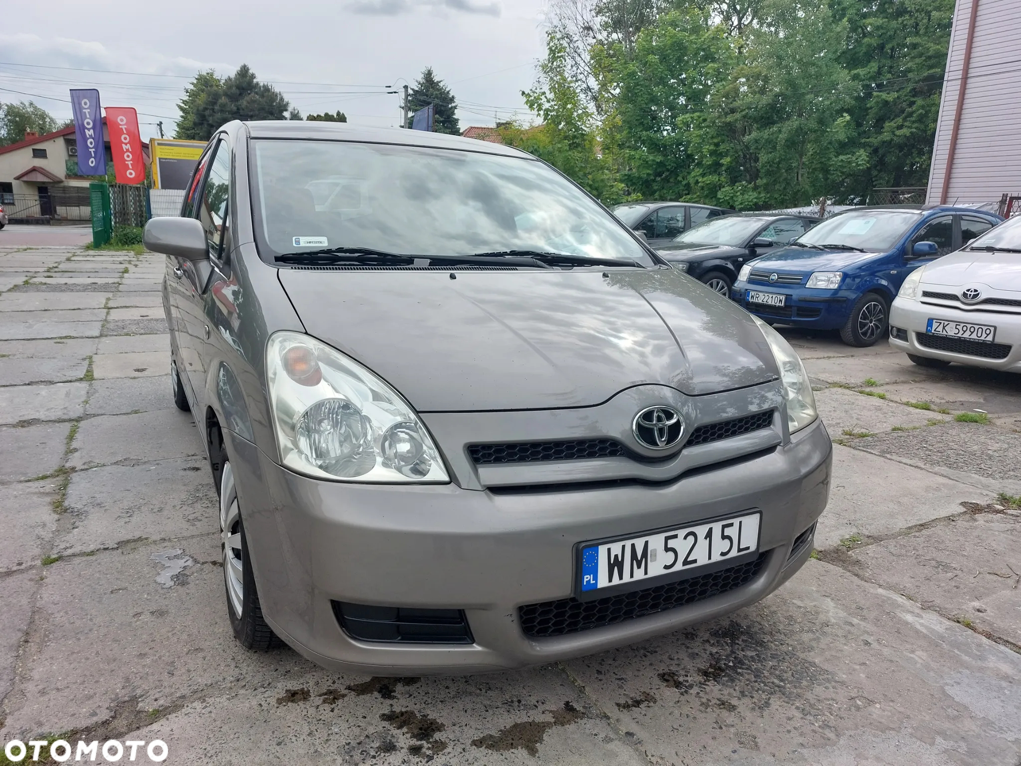 Toyota Corolla Verso 1.6 Luna - 2