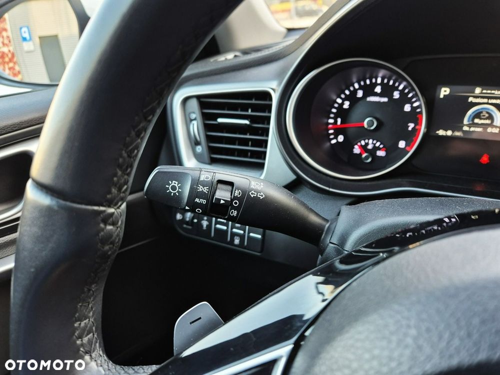 Kia Ceed 1.5 T-GDI M DCT - 17