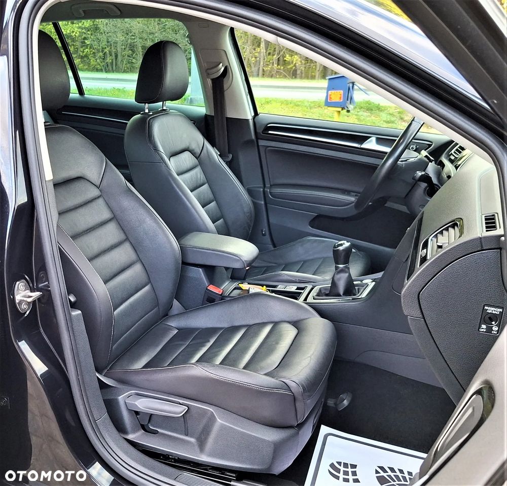 Volkswagen Golf 2.0 BlueTDI Highline - 22