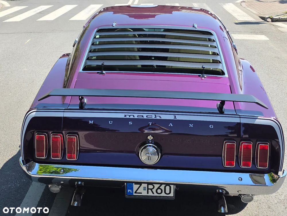 Ford Mustang - 14