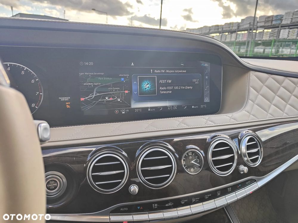 Mercedes-Benz Klasa S 560 4-Matic L 9G-TRONIC - 27