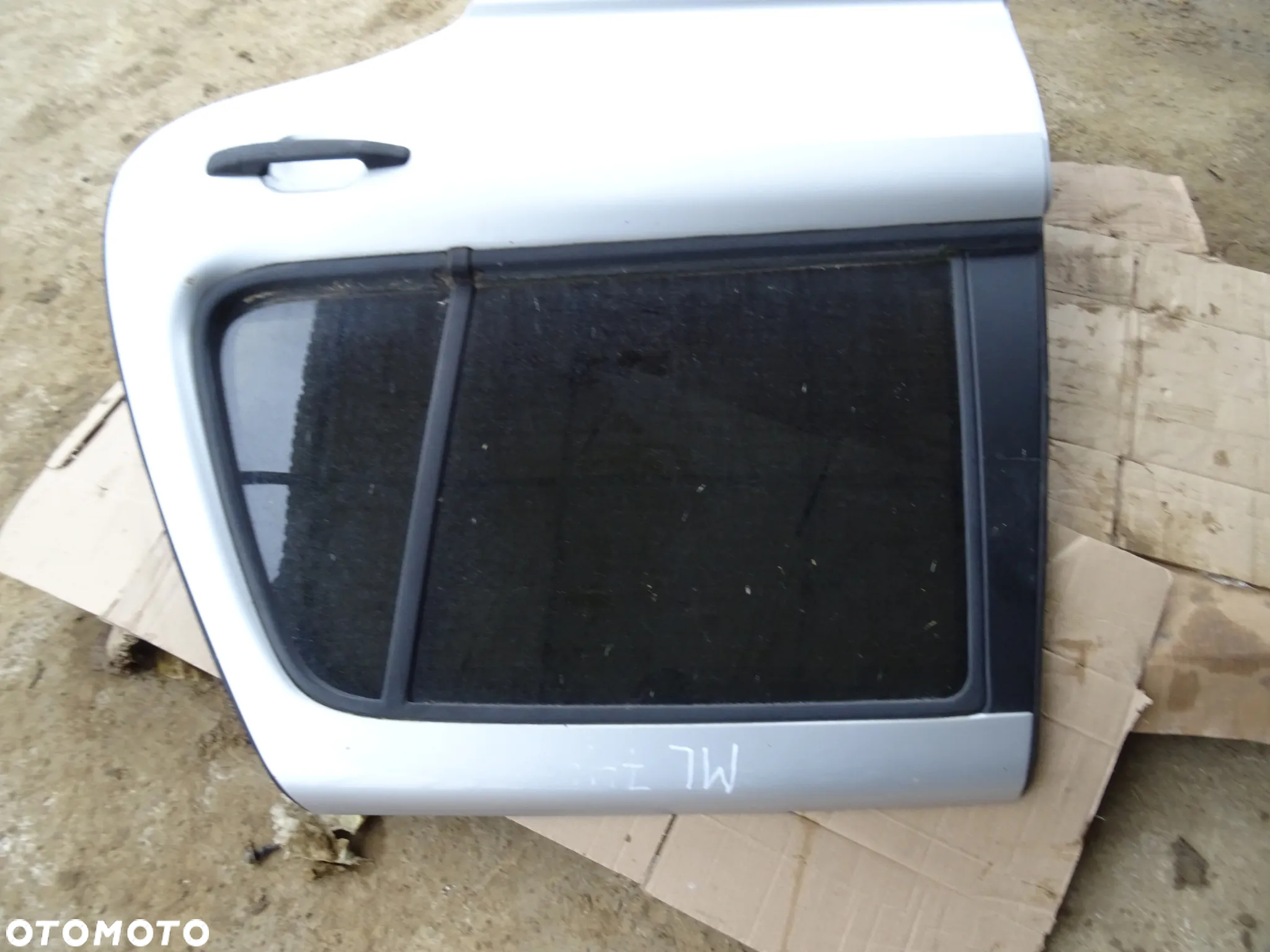 Drzwi Lewe Tył Mercedes ML W163 2000 744 (Gołe) - 7