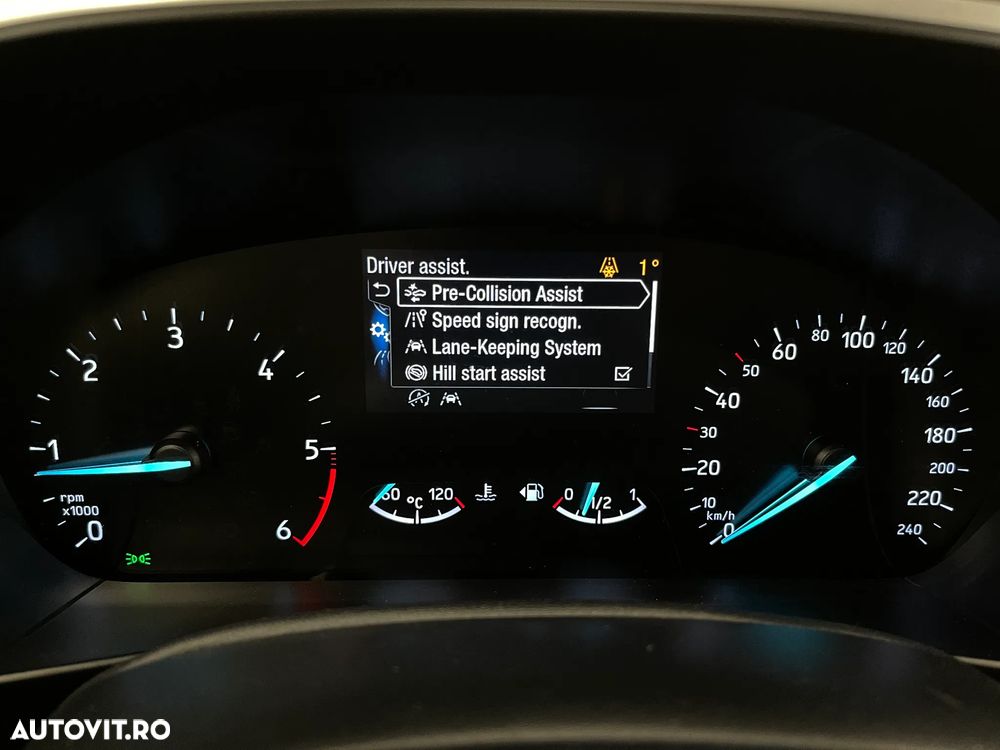 Ford Focus 1.5 EcoBlue Connected - 24