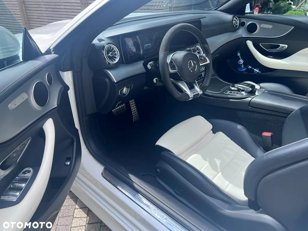 Mercedes-Benz Klasa E 220 d Cabrio 9G-TRONIC AMG Line - 12