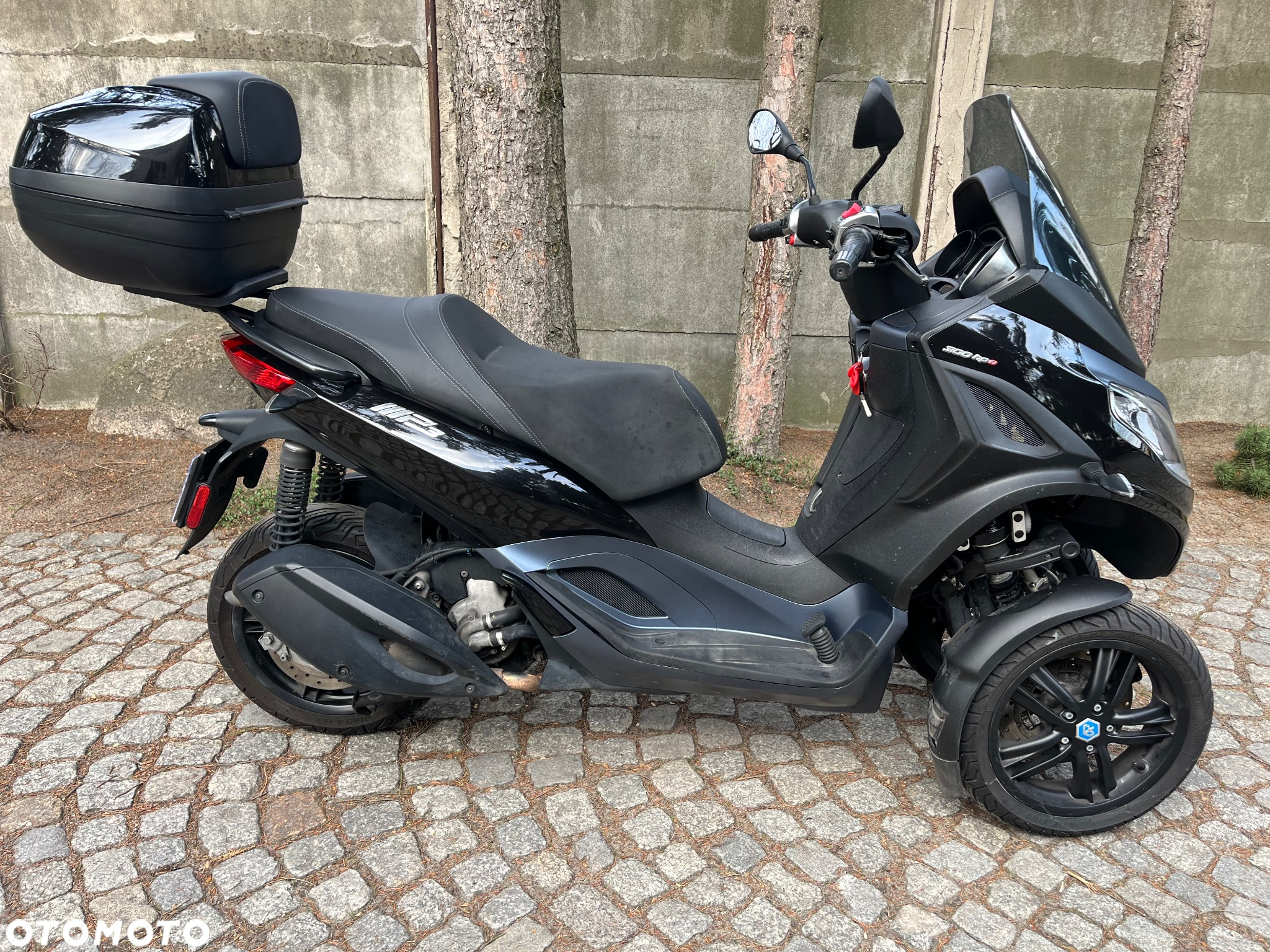 Piaggio MP-3 - 3