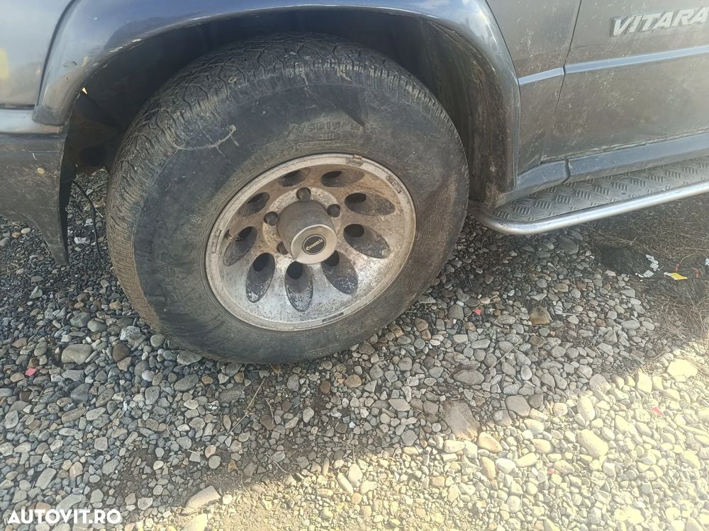 Dezmembrez Suzuki Vitara 1.68v si 2.0v6 - 5