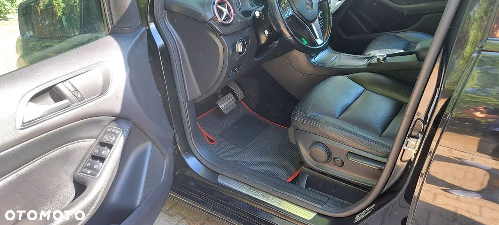 Mercedes-Benz Klasa B 180 (CDI) d 7G-DCT AMG Line - 9