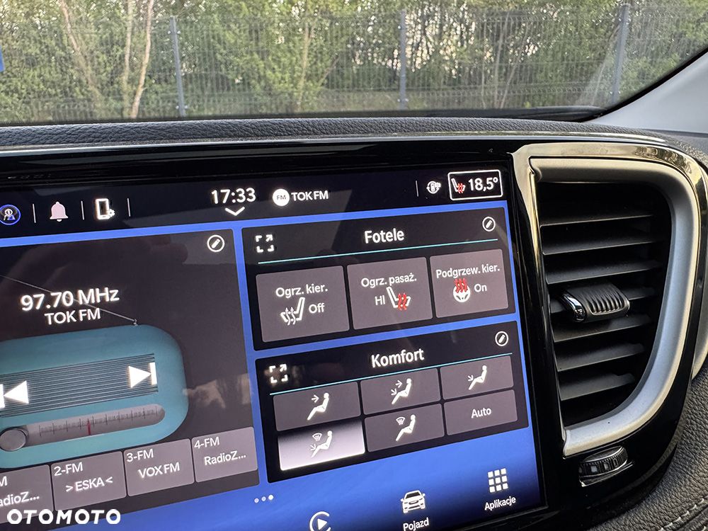 Chrysler Pacifica - 28