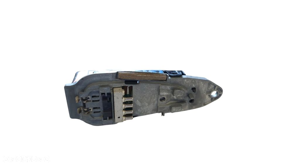 BMW X5 G05 20r ANTENA DACHOWA 6826327 - 2