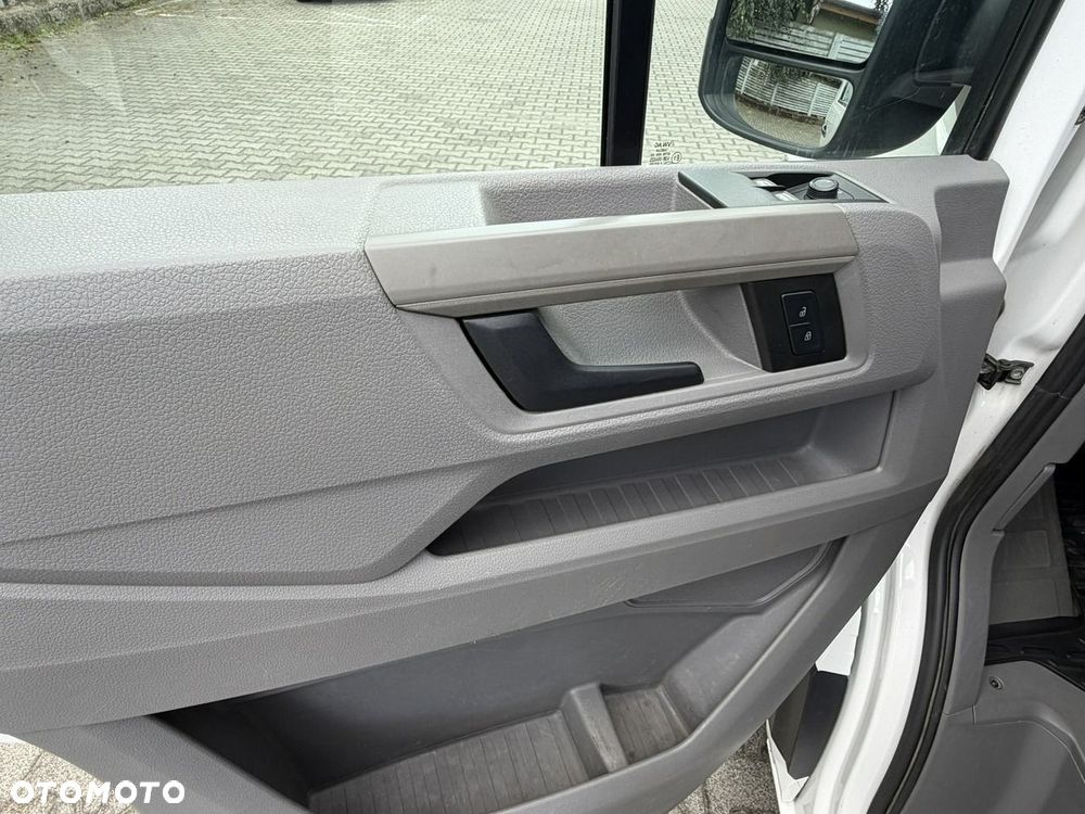 Volkswagen Crafter - 21