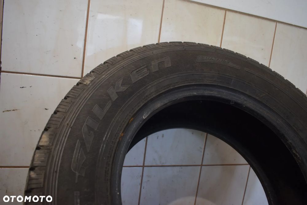R16C 235/65 Falken EuroWinter Van01 - 6